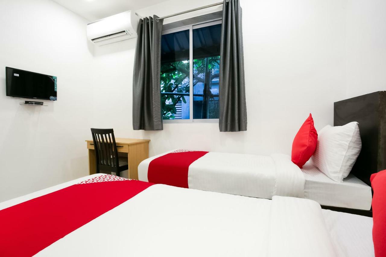 Oyo Flagship 38540 Hotel Shangrila Flagship Saver Bombaj Exteriér fotografie